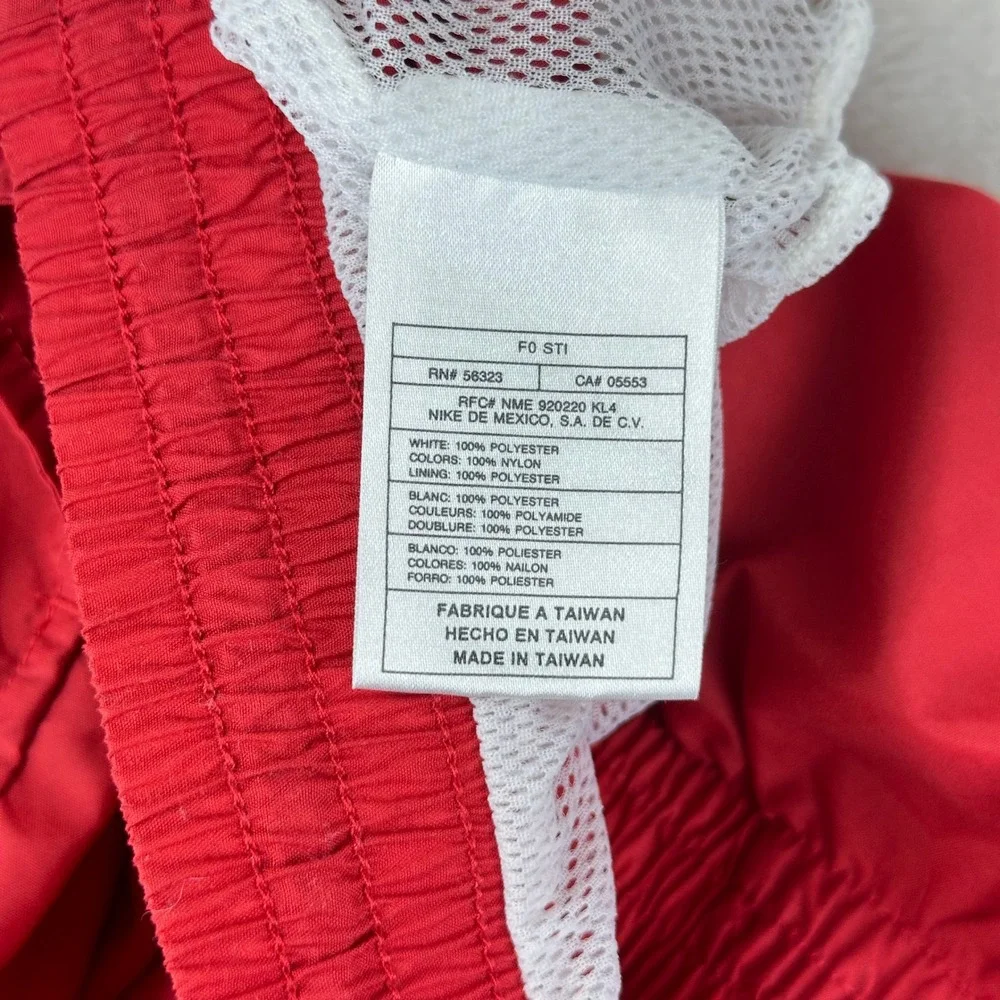 Nike Swim Trunks Mens XXL Red Colorblock Board Shorts Nylon Lined Volley‎ Summer